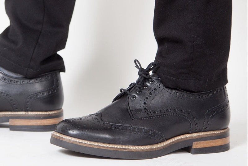 Zapatos Brogue Color Negro